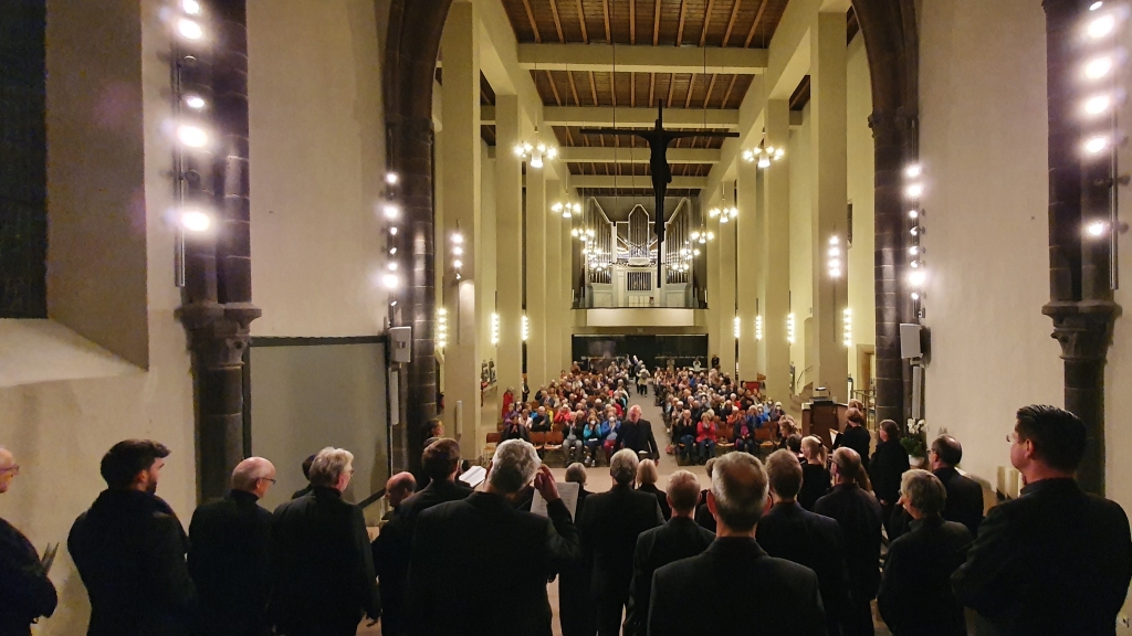 Der Kurt-Thomas-Kammerchor in der Heiliggeistkirche im Dominikanerkloster zu Gast im September 2022 | Leitung: Andreas Köhs